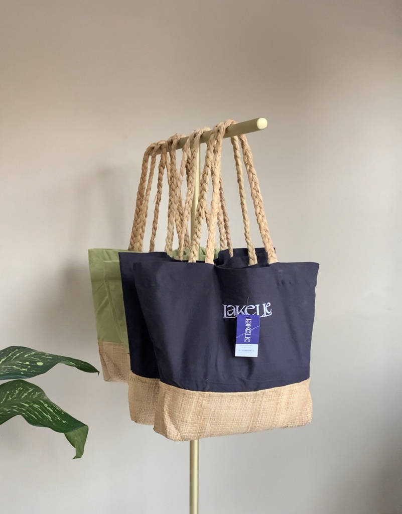 Lakelle Tote Bags