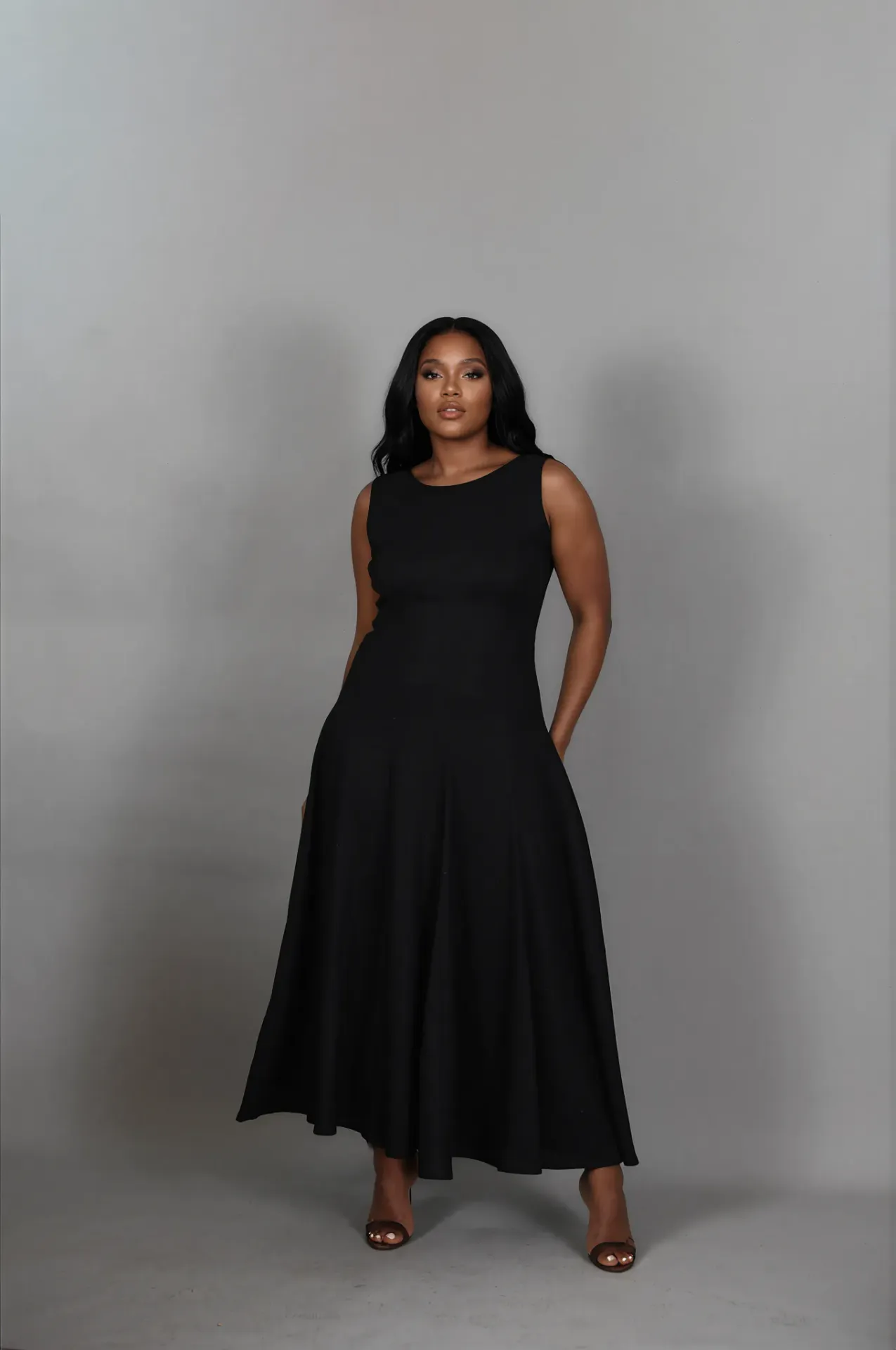 Njeba Okaf Midi Dress